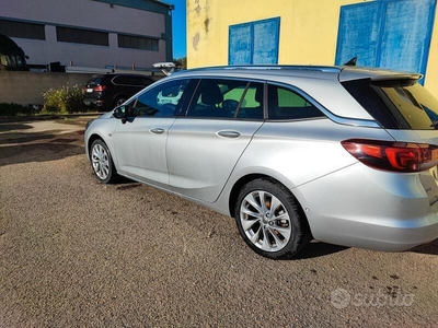 Usato 2019 Opel Astra 1.5 Diesel 122 CV (16.900 €)