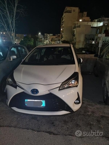 Usato 2019 Toyota Yaris Hybrid El_Hybrid (13.800 €)