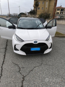 Usato 2020 Toyota Yaris Hybrid 1.5 El_Hybrid 92 CV (16.200 €)