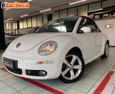 Volkswagen New Beetle..