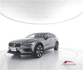 Volvo V60 Cross Country D4 AWD Geartronic Pro del 2020 usata a Corciano