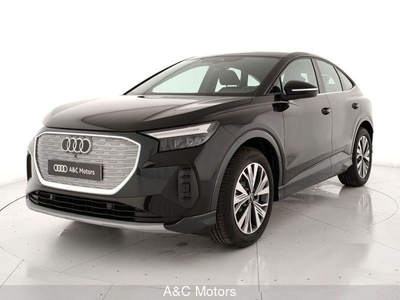 Audi Q4 e-tron Q4 Audi Q4 Sportback Business Advanced 40 e-tron 150,00 kW Elettrica