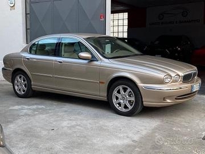 Jaguar X-Type 2.0 V6 Executive