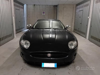 Jaguar xk coupe