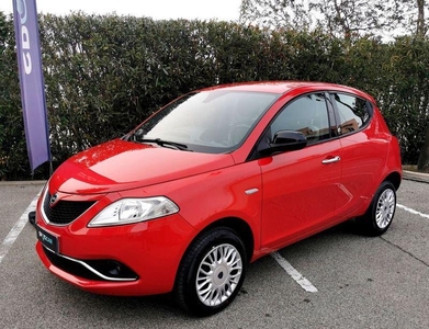 Lancia Ypsilon 0.9 TwinAir 85 CV 5 porte Metano Ecochic Silver Metano