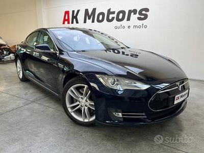 TESLA Model S 85KWh