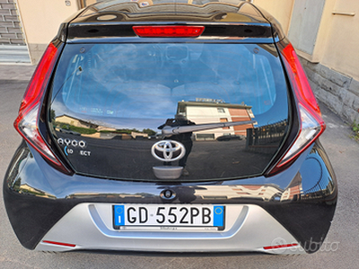 Toyota Aygo 1.0 connect 5 porte vendesi