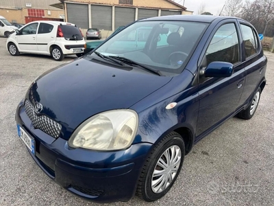 Toyota Yaris 1.0i 16V