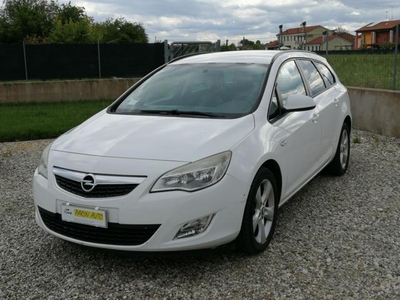 2012 OPEL Astra