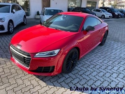 Audi TT Coupé 2.0 TDI ultra Design Cogollo del Cengio