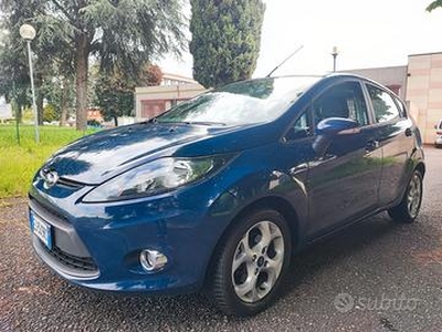 FORD FIESTA BENZINA 1.2 NEOPATENTATI 2011