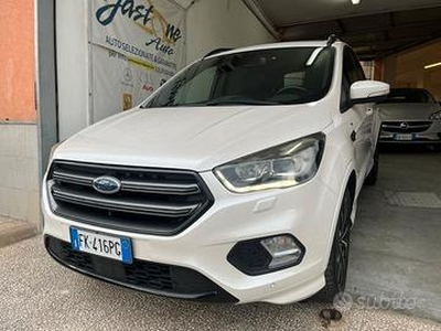 Ford Kuga 2.0 TDCI 150 CV 4WD ST-Line TETTO