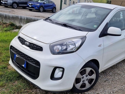 Kia Picanto 1.0