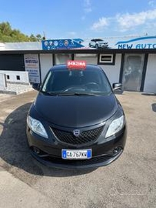 Lancia Ypsilon 1.2 69 CV 5 porte S&S Gold