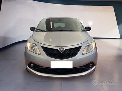 Lancia Ypsilon III 2015 1.0 hybrid Gold s&s 70cv