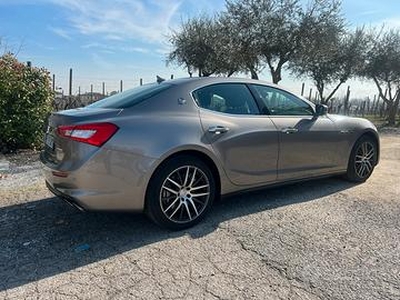 Maserati ghibli 250 cavalli