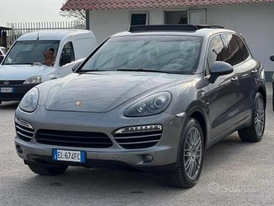 PORSCHE Cayenne 2ªs.'10-'18 - 2012