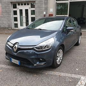 Renault Clio 0.9 TCE 75 CV Business