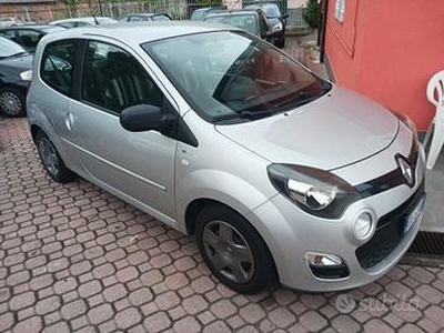 RENAULT Twingo 1.2 night e day