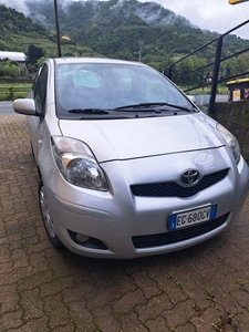 Toyota Yaris 2011 - NEOPATENTATI