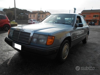 Usato 1986 Mercedes 200 Diesel (4.999 €)