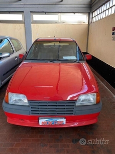 Usato 1988 Opel Kadett 1.3 Benzin 75 CV (8.900 €)
