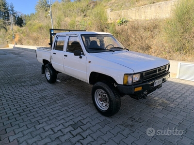 Usato 1988 Toyota HiLux Diesel (6.200 €)