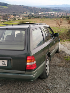 Usato 1989 Mercedes 200 2.0 Benzin (3.500 €)