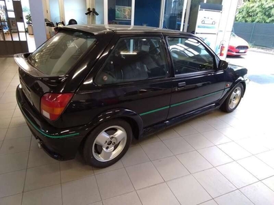 Usato 1991 Ford Fiesta 1.6 Benzin 131 CV (12.000 €)