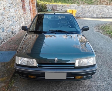 Usato 1991 Renault 21 1.7 Benzin 90 CV (7.400 €)