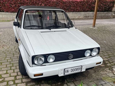 Usato 1991 VW Golf Cabriolet 1.6 Benzin 73 CV (8.000 €)
