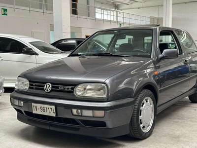 Usato 1992 VW Golf II 2.0 Benzin 116 CV (6.000 €)