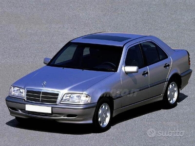 Usato 1996 Mercedes C200 2.0 Benzin 180 CV (7.500 €)