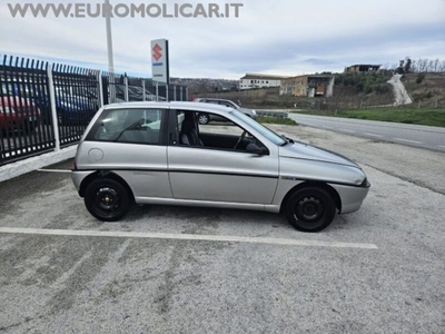 Usato 1997 Lancia Ypsilon 1.2 Benzin 60 CV (600 €)