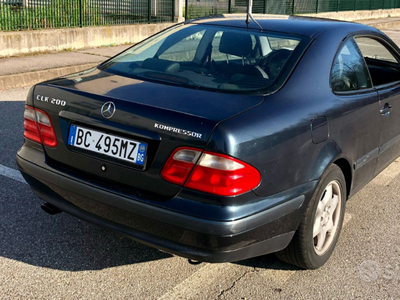 Usato 1999 Mercedes 200 2.0 Benzin 192 CV (4.800 €)