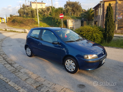 Usato 2001 Fiat Punto 1.2 Benzin 60 CV (3.200 €)