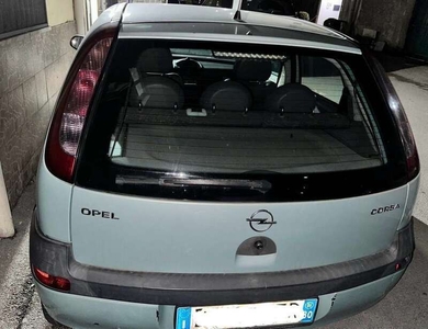 Usato 2001 Opel Corsa 1.0 Benzin 58 CV (1.300 €)