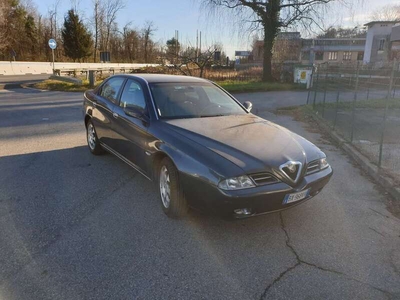 Usato 2002 Alfa Romeo 166 3.0 Benzin 220 CV (8.500 €)