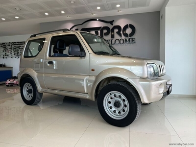 Usato 2003 Suzuki Jimny 1.3 Benzin 82 CV (9.300 €)