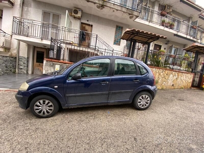 Usato 2004 Citroën C3 Benzin (1.600 €)