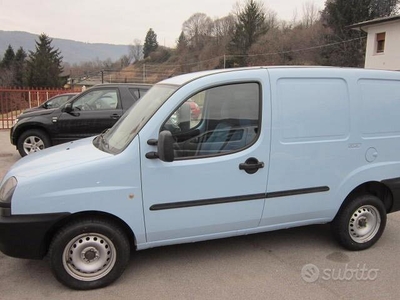 Usato 2004 Fiat Doblò Diesel (5.990 €)