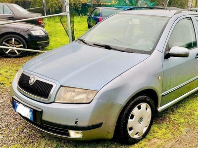 Usato 2004 Skoda Fabia 1.4 Benzin 75 CV (2.999 €)