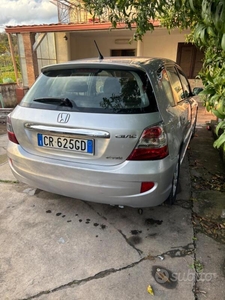 Usato 2005 Honda Civic 1.7 Diesel 100 CV (1.300 €)