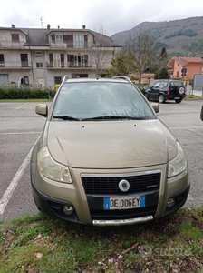 Usato 2006 Fiat Sedici 1.9 Diesel 120 CV (3.900 €)