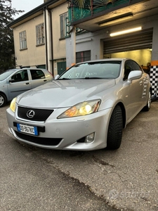Usato 2006 Lexus IS250 2.5 Benzin 208 CV (9.100 €)