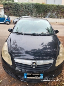 Usato 2006 Opel Corsa 1.2 Diesel 75 CV (1.200 €)