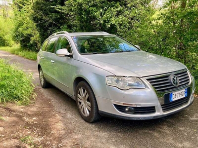 Usato 2006 VW Passat 2.0 Diesel 140 CV (2.200 €)