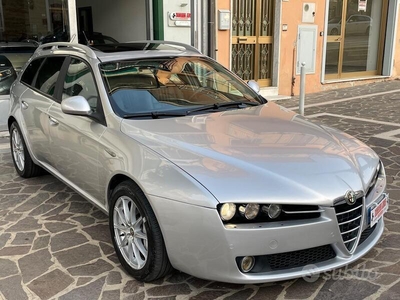Usato 2007 Alfa Romeo Crosswagon 2.4 Diesel 209 CV (8.500 €)