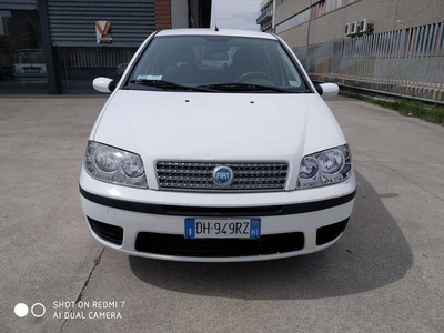 Usato 2007 Fiat Punto 1.2 Diesel 69 CV (1.990 €)