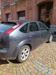 Usato 2007 Ford Focus 1.6 Diesel 90 CV (2.400 €)